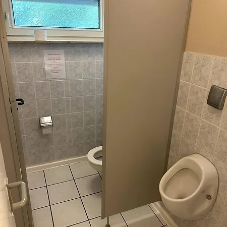 Large For Up To 18 People Near Halle Leipzig With Pool Table * Landsberg (Saxony-Anhalt)