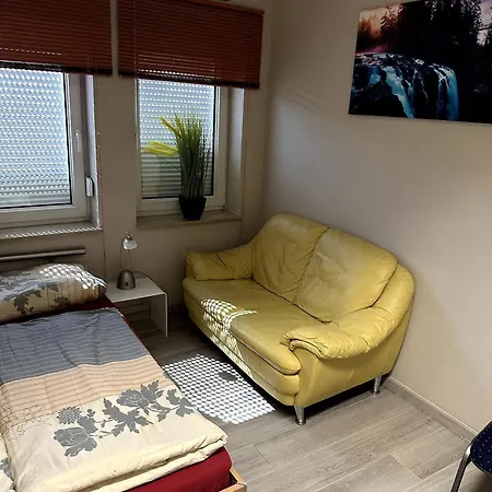 Large For Up To 18 People Near Halle Leipzig With Pool Table *