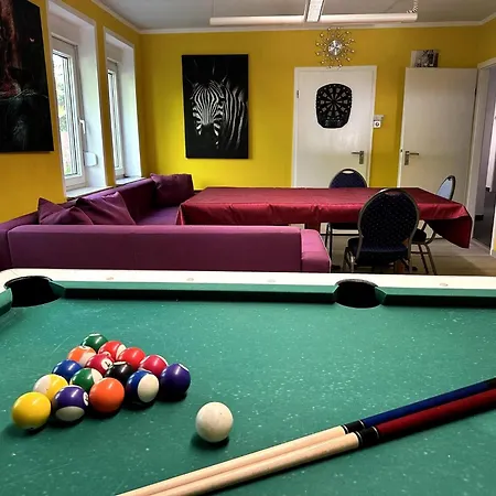 Apartment Large For Up To 18 People Near Halle Leipzig With Pool Table Landsberg (Saxony-Anhalt)