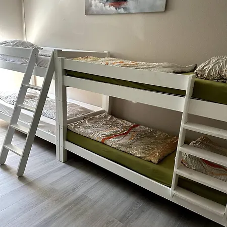 Large For Up To 18 People Near Halle Leipzig With Pool Table * Landsberg (Saxony-Anhalt)